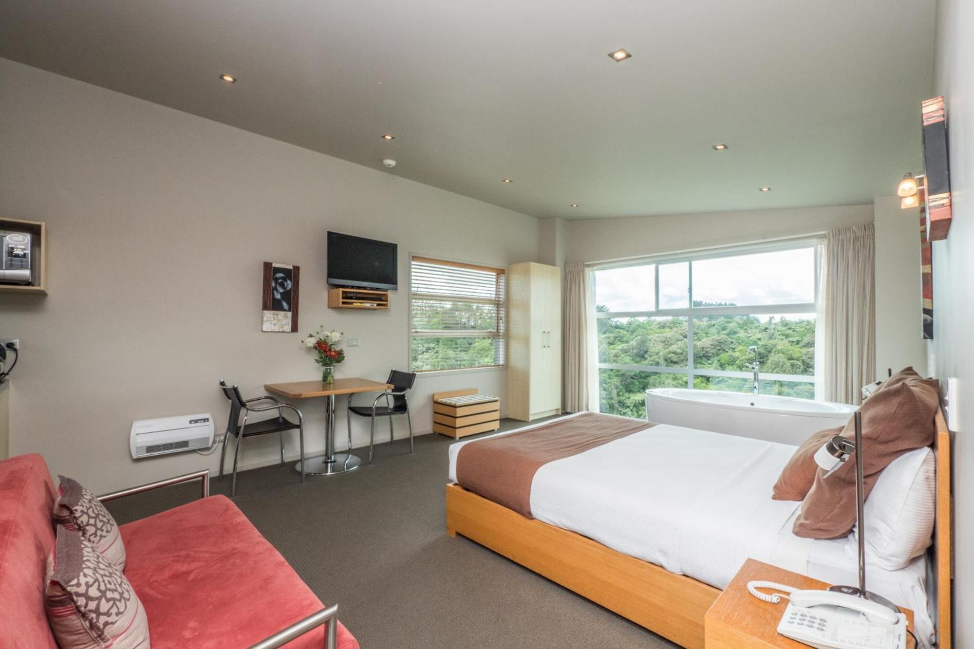 Aparthotel One Burgess Hill à New Plymouth Extérieur photo