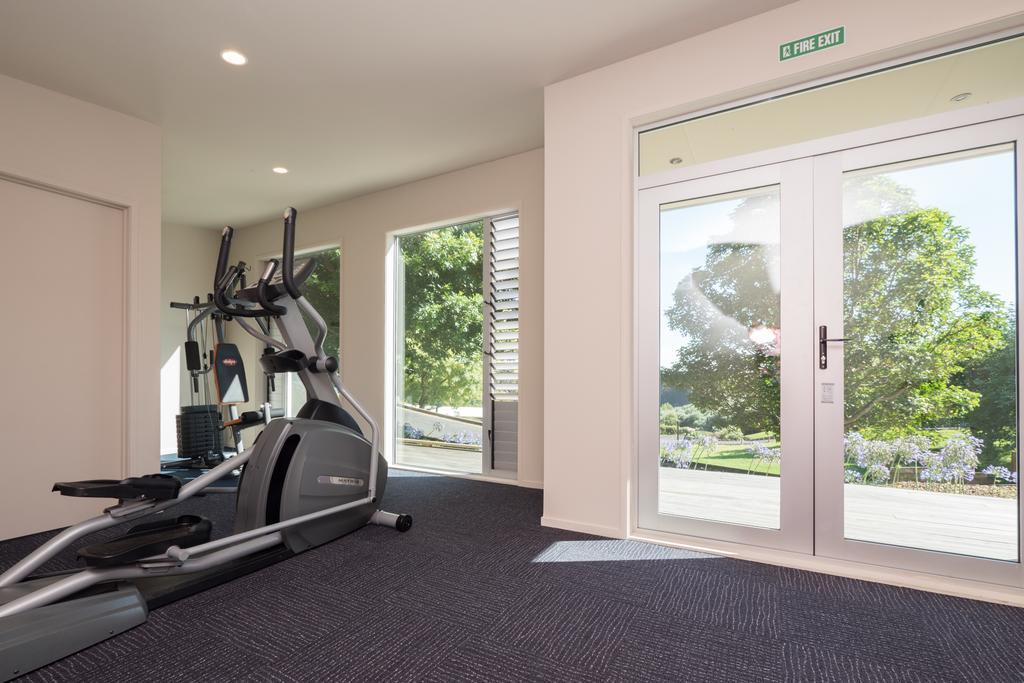 Aparthotel One Burgess Hill à New Plymouth Extérieur photo