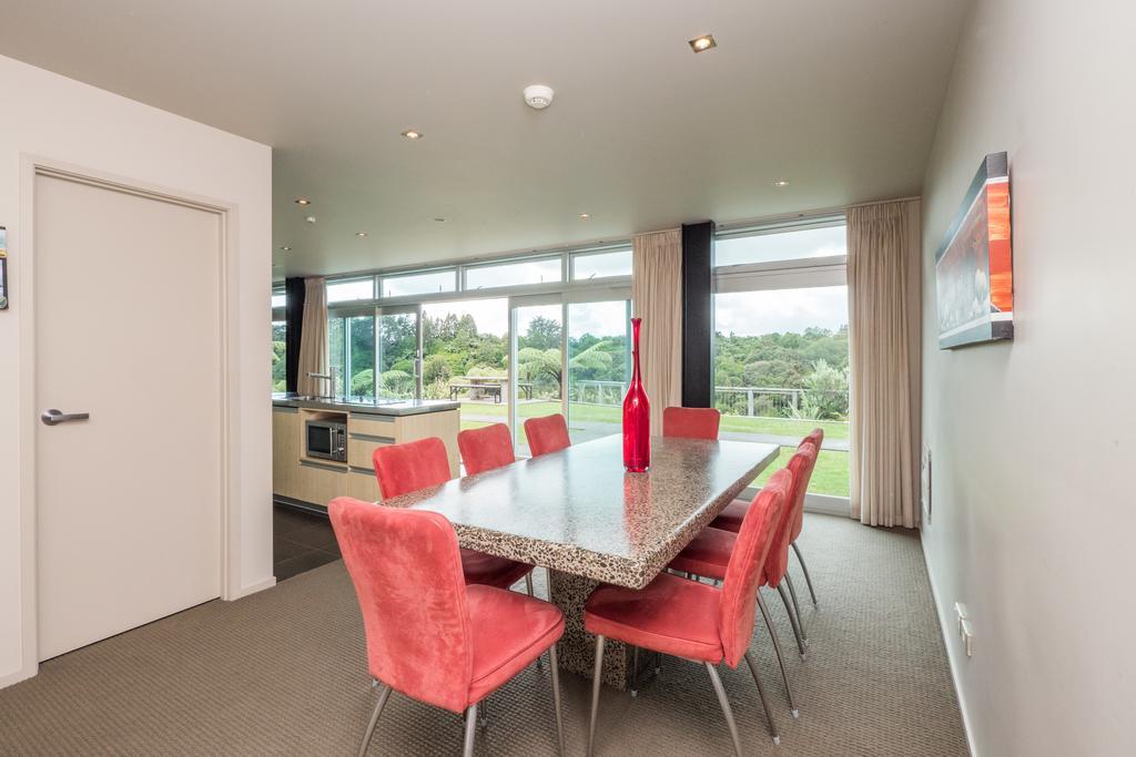 Aparthotel One Burgess Hill à New Plymouth Extérieur photo