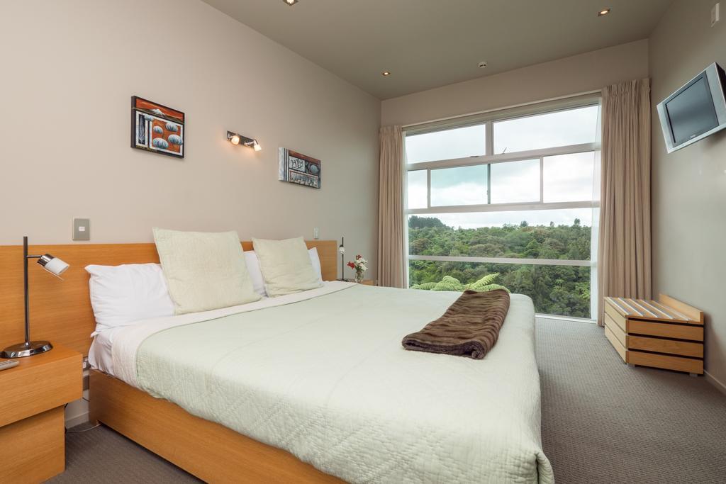 Aparthotel One Burgess Hill à New Plymouth Extérieur photo
