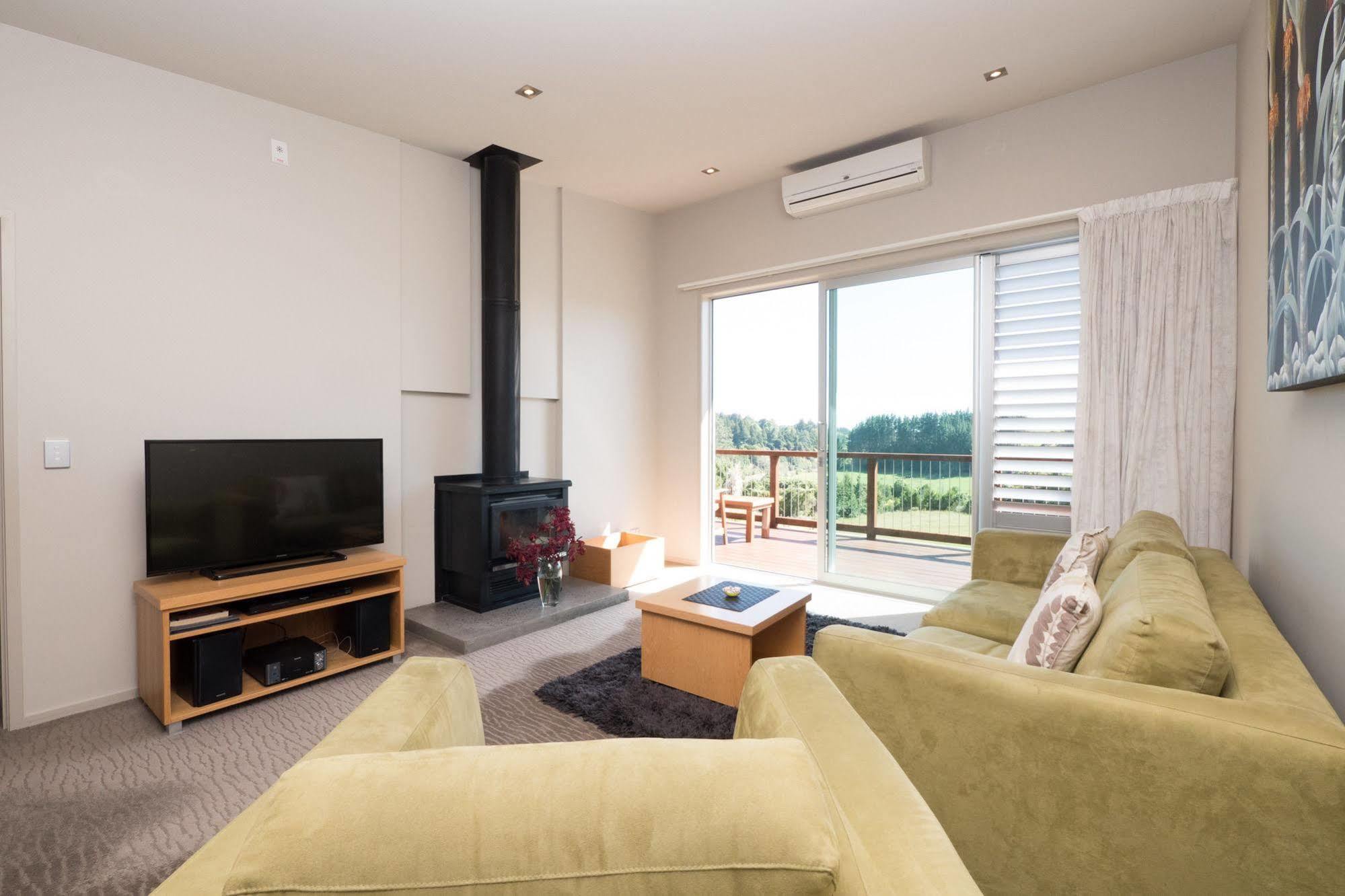 Aparthotel One Burgess Hill à New Plymouth Extérieur photo