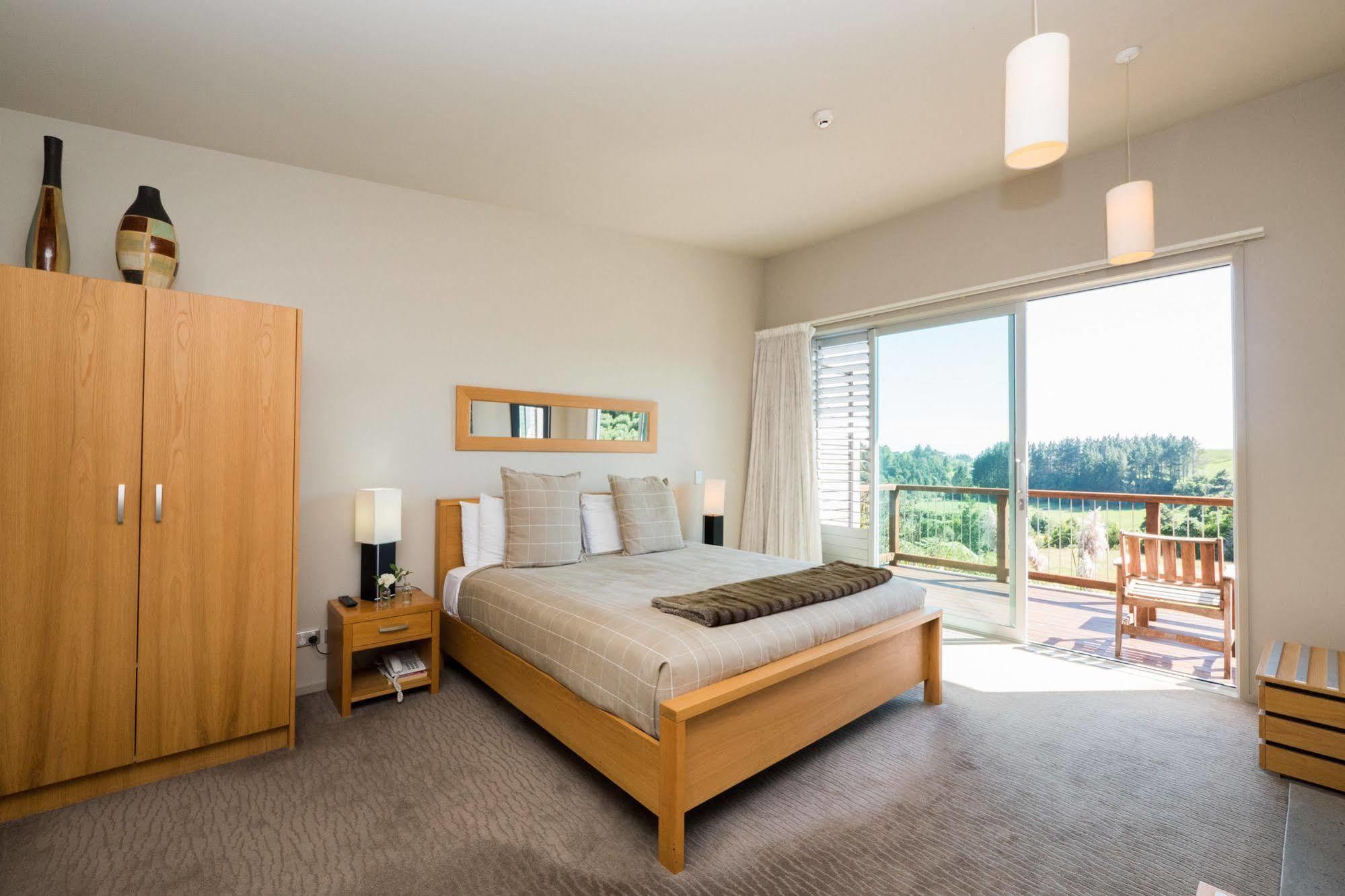 Aparthotel One Burgess Hill à New Plymouth Extérieur photo